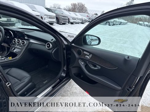 Used 2019 Mercedes-Benz C 300 4MATIC Sedan image 27