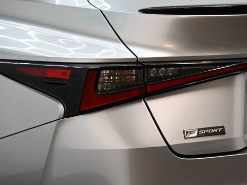 Used 2022 Lexus IS 350 F Sport w/ Navigation Package RWD image 13