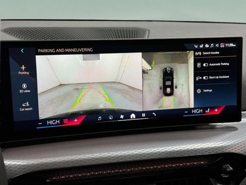 New 2026 BMW 330i xDrive Sedan w/ M Sport Package image 35