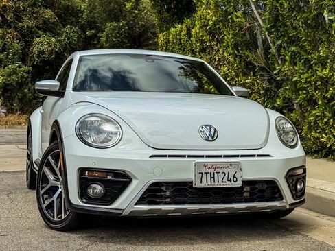 Used 2016 Volkswagen Beetle 1.8T Dune FWD image 4