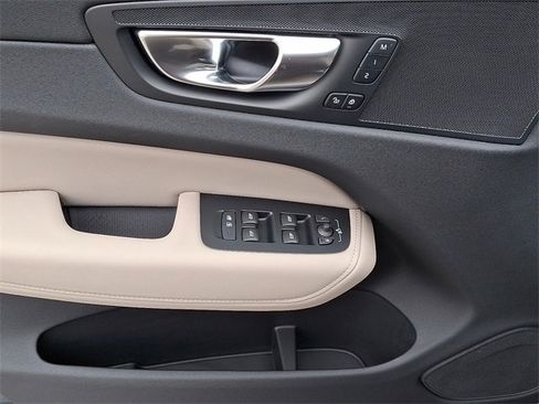 New 2026 Volvo XC60 B5 Plus w/ Protection Package Premier image 6