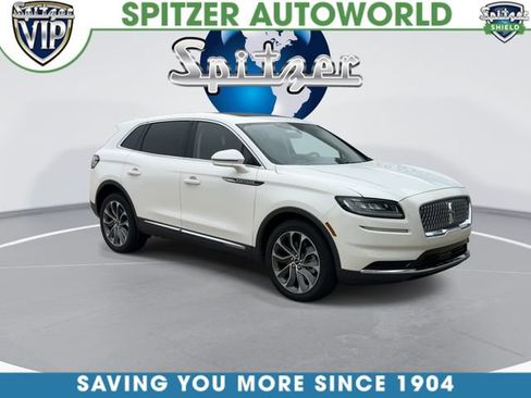 Used 2023 Lincoln Nautilus Reserve AWD/4WD image 3