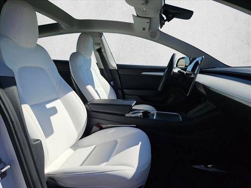 Used 2021 Tesla Model 3 Standard Range Plus RWD image 22