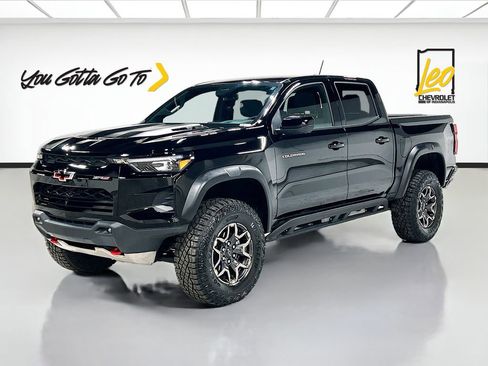 Used 2025 Chevrolet Colorado ZR2 w/ Technology Package image 1