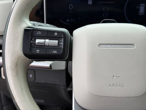 Used 2024 Hyundai Santa Fe Calligraphy FWD image 14