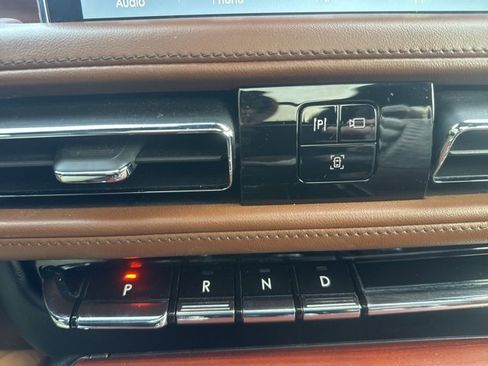 Used 2021 Lincoln Aviator Grand Touring w/ Equipment Group 301A image 26