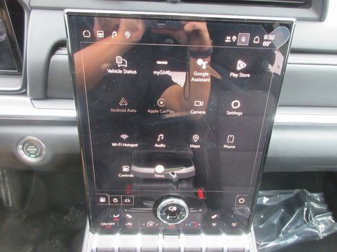 New 2026 GMC Terrain Elevation w/ Technology Package II image 16