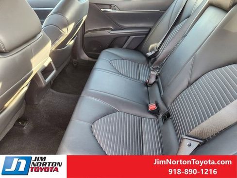 Used 2024 Toyota Camry SE image 31