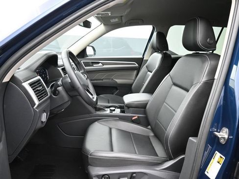Used 2023 Volkswagen Atlas SE AWD/4WD image 10