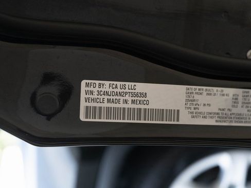 Used 2023 Jeep Compass Sport image 26