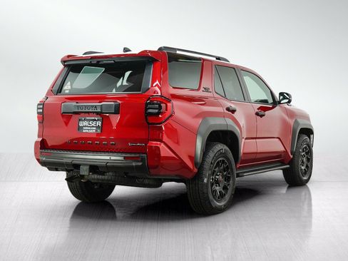 Used 2025 Toyota 4Runner TRD Off-Road Premium AWD/4WD image 5