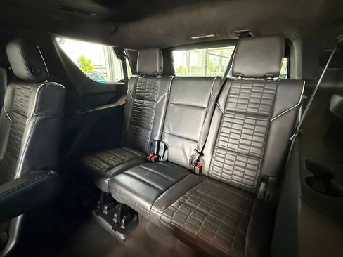 Used 2023 Cadillac Escalade Sport Platinum w/ Heavy-Duty Trailer Package AWD/4WD image 26