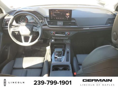 Used 2024 Audi Q5 2.0T Premium w/ Convenience Package image 17