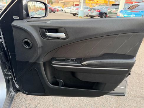 Used 2018 Dodge Charger SXT Plus image 16