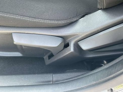Used 2015 Ford Focus SE FWD image 14