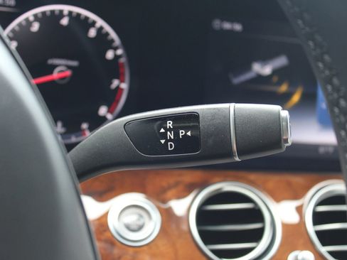 Used 2018 Mercedes-Benz E 400 4MATIC Sedan image 32