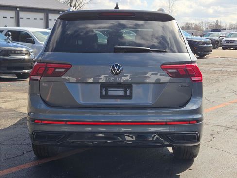 Used 2022 Volkswagen Tiguan SE R-Line AWD/4WD image 11