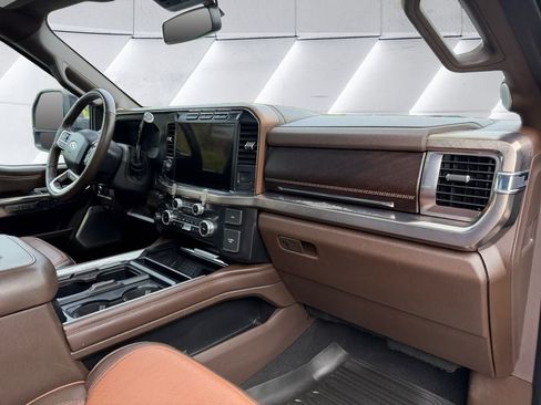 Used 2024 Ford F250 King Ranch AWD/4WD image 16