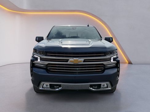 Used 2021 Chevrolet Silverado 1500 High Country w/ Technology Package image 8