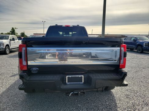 New 2026 Ford F450 Platinum w/ Platinum Plus Package image 7