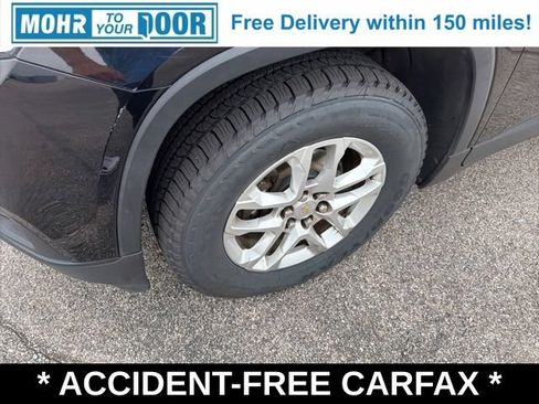 Used 2020 Chevrolet Traverse LS AWD/4WD image 9