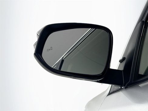 Certified 2024 Toyota 4Runner TRD Off-Road Premium image 5