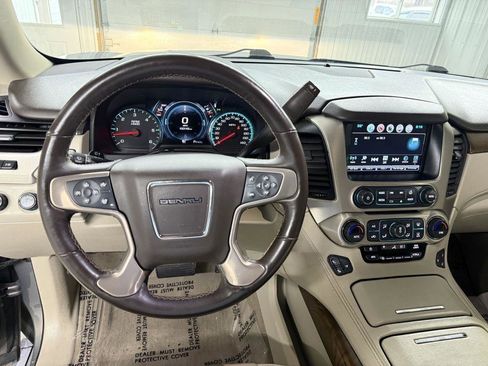Used 2019 GMC Yukon XL Denali w/ Denali Ultimate Package image 19