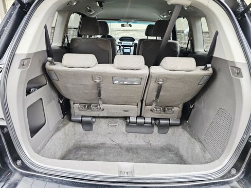 Used 2011 Honda Odyssey EX image 19