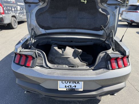 Used 2025 Ford Mustang Premium RWD image 8