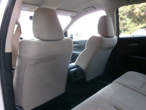 Used 2015 Honda CR-V LX image 29