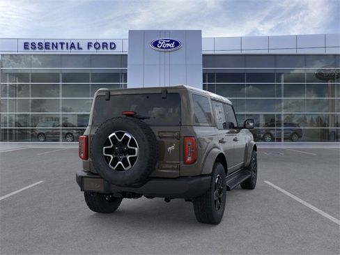 New 2025 Ford Bronco Outer Banks image 8