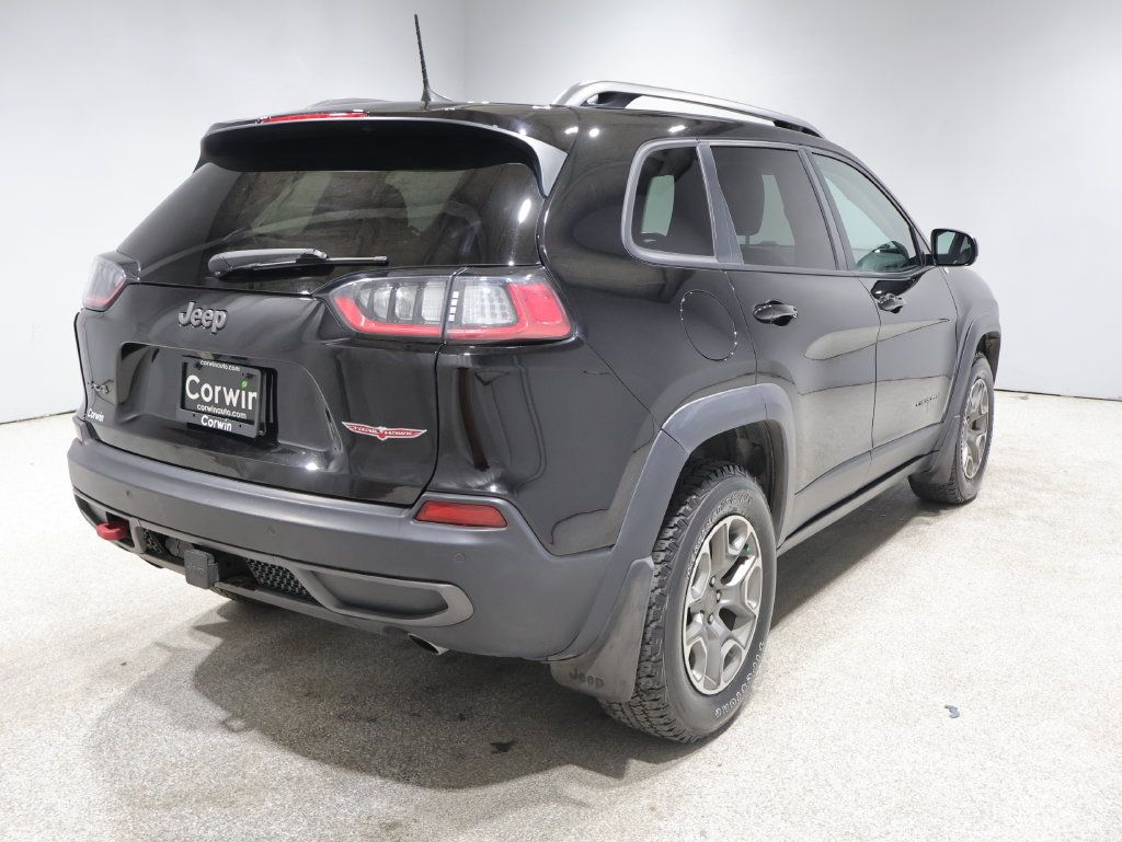 Used 2021 Jeep Cherokee Trailhawk w/ Comfort/Convenience Group AWD/4WD image 2
