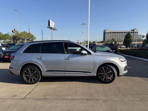 Used 2021 Audi Q7 3.0T Premium Plus w/ Executive Package image 4