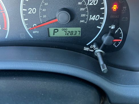Used 2011 Toyota Corolla LE image 21