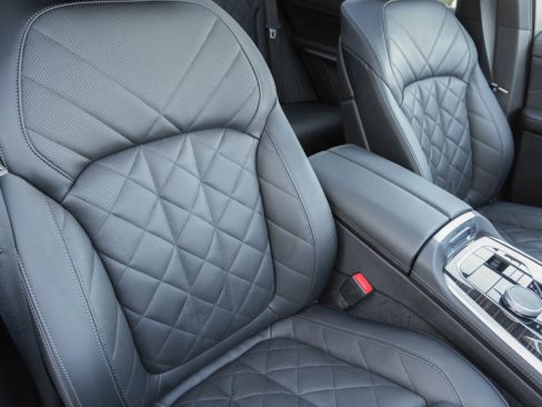 Certified 2025 BMW X5 xDrive40i w/ Climate Comfort Package image 14