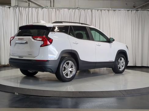 Used 2023 GMC Terrain SLE w/ Driver Convenience Package AWD/4WD image 10