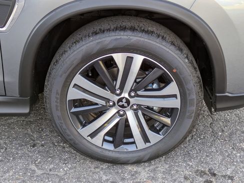 New 2025 Mitsubishi Outlander Sport SE image 11