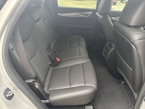 Used 2020 Cadillac XT5 Luxury w/ LPO, Floor Liner Package AWD/4WD image 16