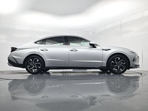 Used 2025 Hyundai Sonata SEL FWD image 40