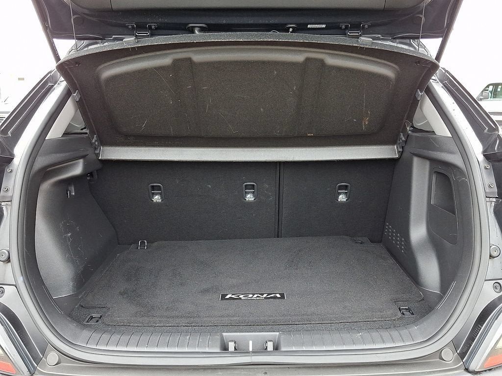 Used 2023 Hyundai Kona SEL w/ Cargo Package FWD image 29