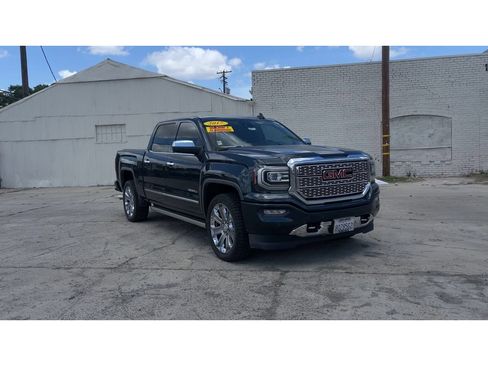 Used 2017 GMC Sierra 1500 Denali w/ Denali Ultimate Package AWD/4WD image 5