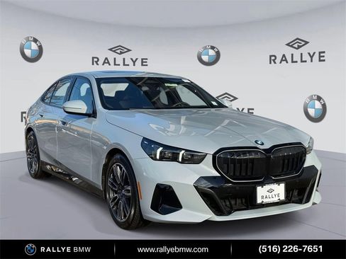 Certified 2026 BMW 530i xDrive w/ M Sport Package image 1