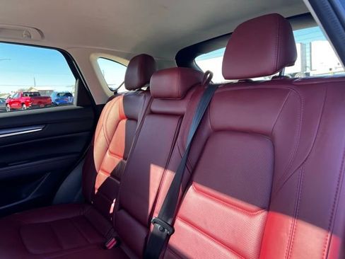 Used 2021 MAZDA CX-5 Carbon Edition image 22