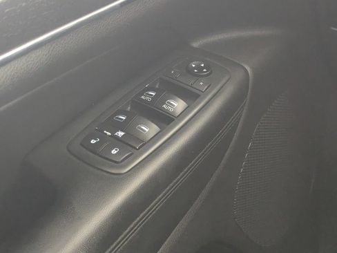 Used 2018 Jeep Grand Cherokee Limited w/ Trailer Tow Group IV RWD image 15
