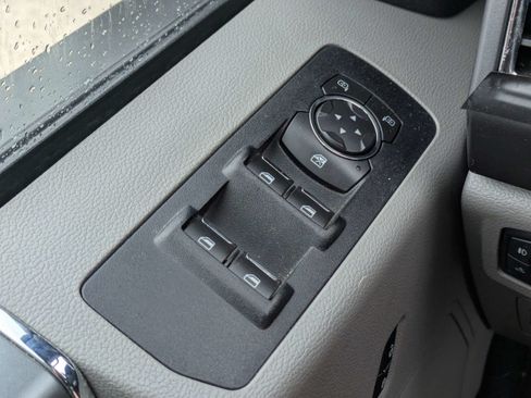 Used 2017 Ford F150 XLT w/ Equipment Group 302A Luxury RWD image 24