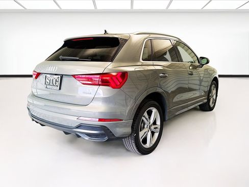 Used 2021 Audi Q3 2.0T Premium w/ Convenience Package AWD/4WD image 4