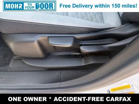 Used 2020 Chevrolet Equinox LS FWD image 14