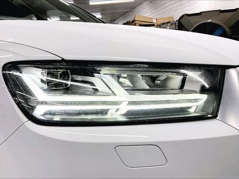 Used 2019 Audi Q7 3.0T Premium Plus image 25