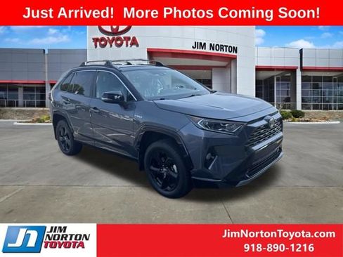 Used 2019 Toyota RAV4 XSE AWD/4WD image 1