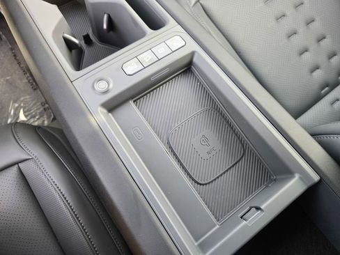 New 2026 Kia EV9 Wind image 20